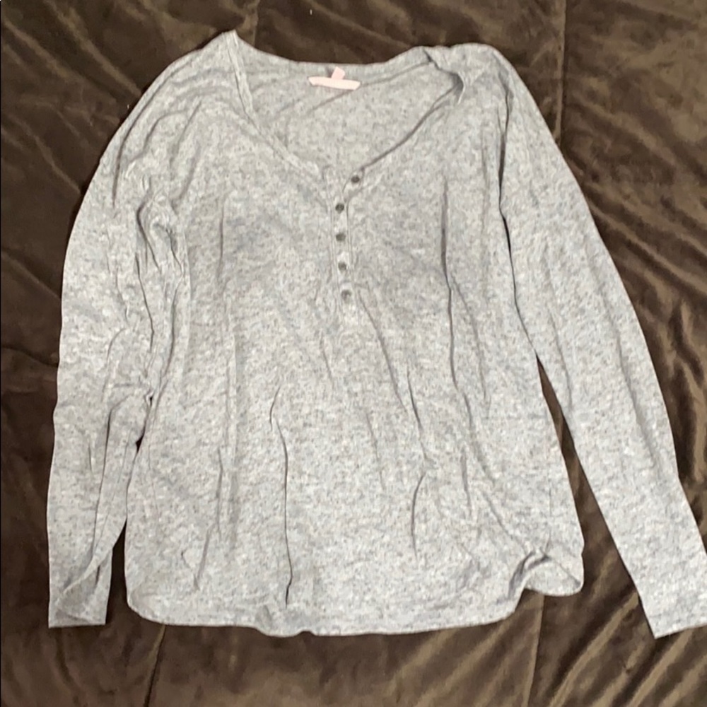 VS sleep shirt